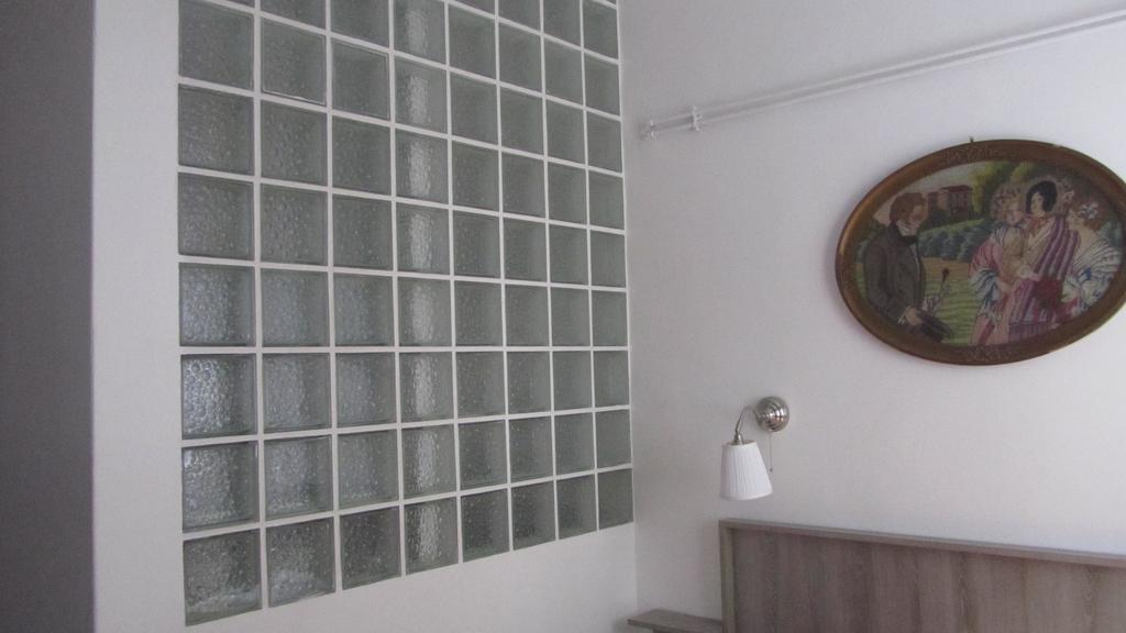 Judy And Sandor Apartmen Budapest Ngoại thất bức ảnh
